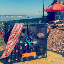 Load image into Gallery viewer, THE CROSSBODY - AUNT DOTTY