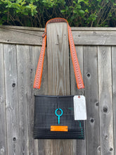 Load image into Gallery viewer, THE CROSSBODY - AUNT DOTTY