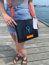 Load image into Gallery viewer, THE CROSSBODY - 2 ROCK

